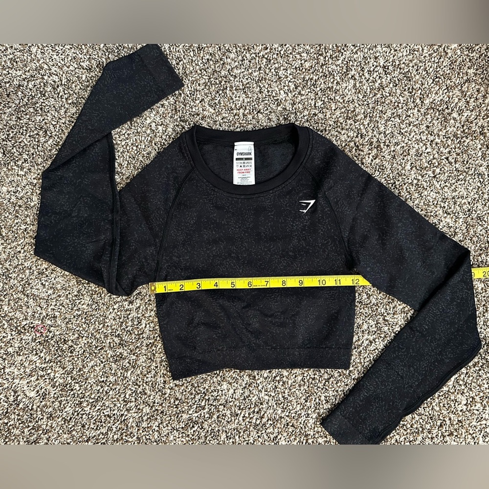 Gymshark Black Women's Sweater